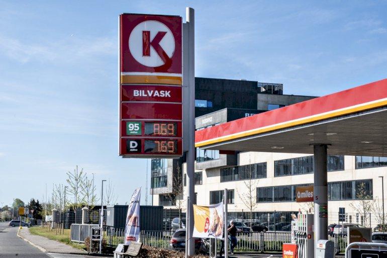 Kollaps i olieprisen giver laveste inflation i fire år