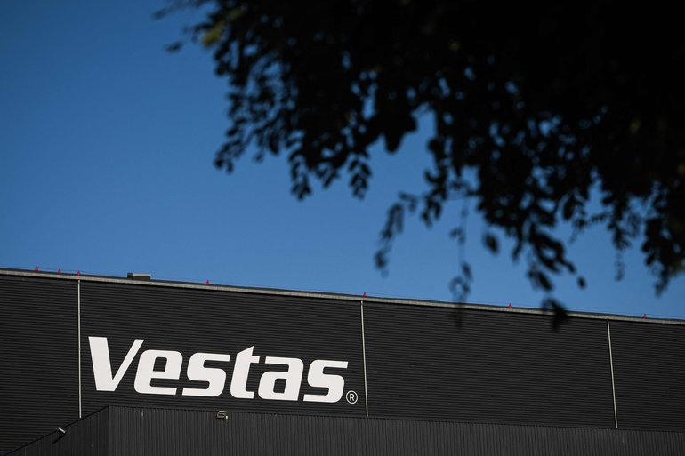 Vestas får kurstæsk på børsen efter regnskab